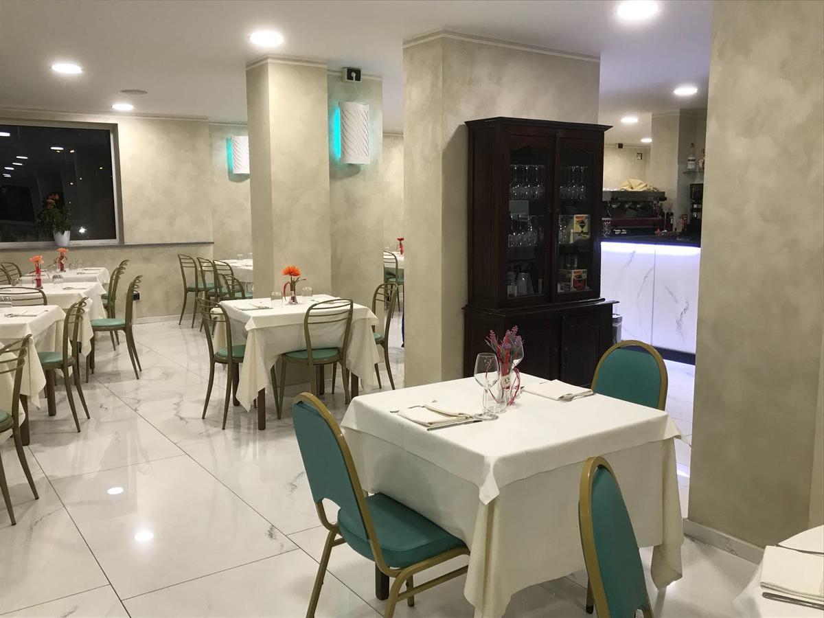 מונקאליירי Hotel Rigolfo מראה חיצוני תמונה